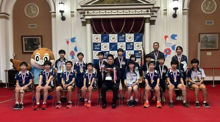 大阪府庁にて全国大会優勝のご報告‼ with吉村知事